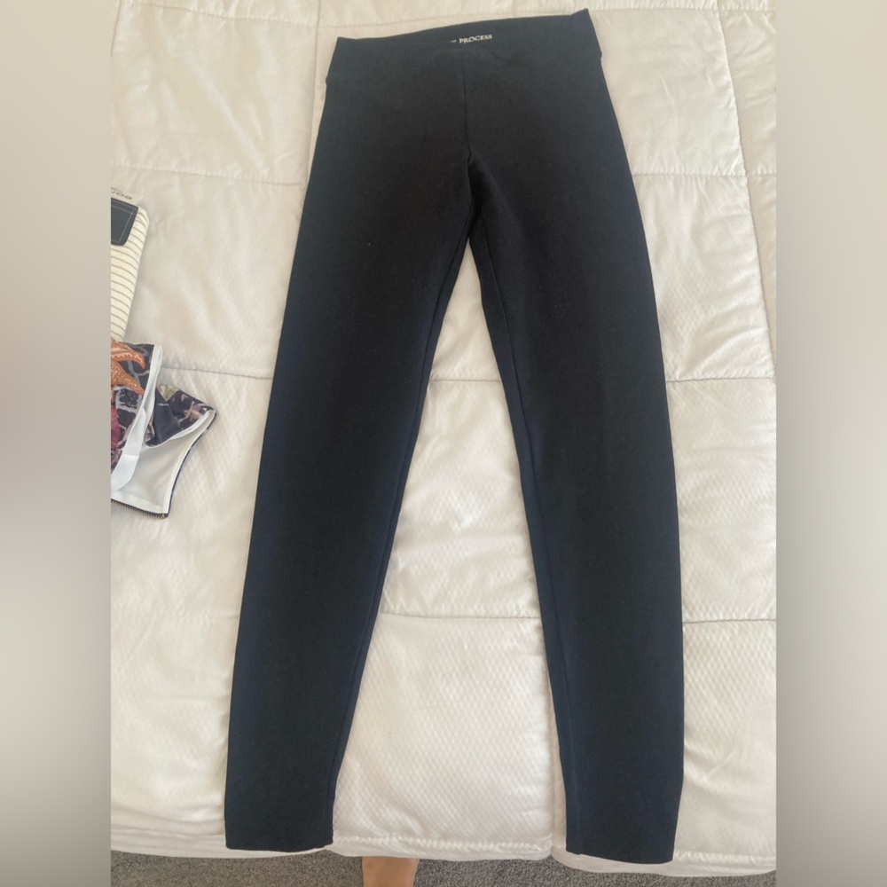 Live The Process Midnight Black Leggings size medium